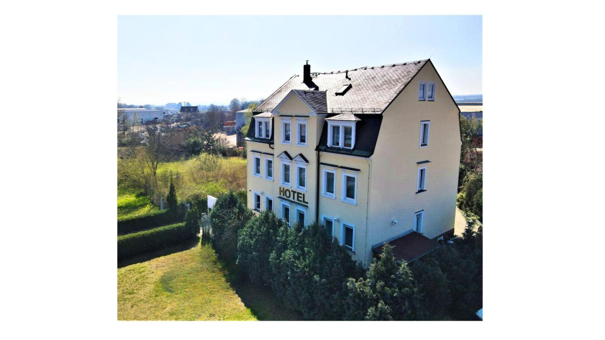 Good Stay Aparthotel Mit Kostenlosen Parkplaetzen Dresden Dış mekan fotoğraf